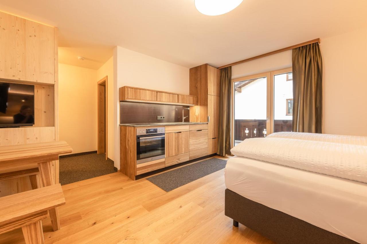 Pension Gulla - Ferienhaus Appartements B&B Neustift im Stubaital Exterior foto