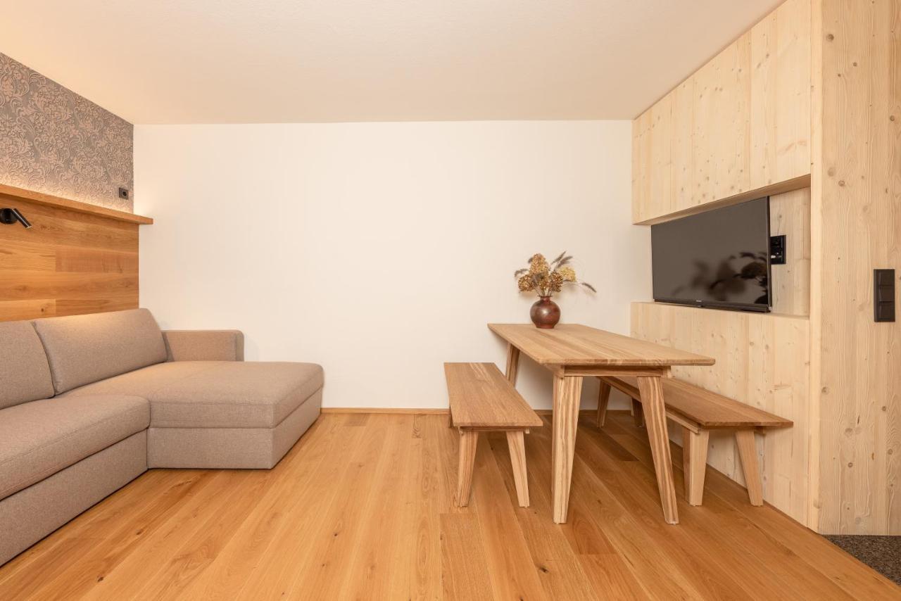 Pension Gulla - Ferienhaus Appartements B&B Neustift im Stubaital Exterior foto